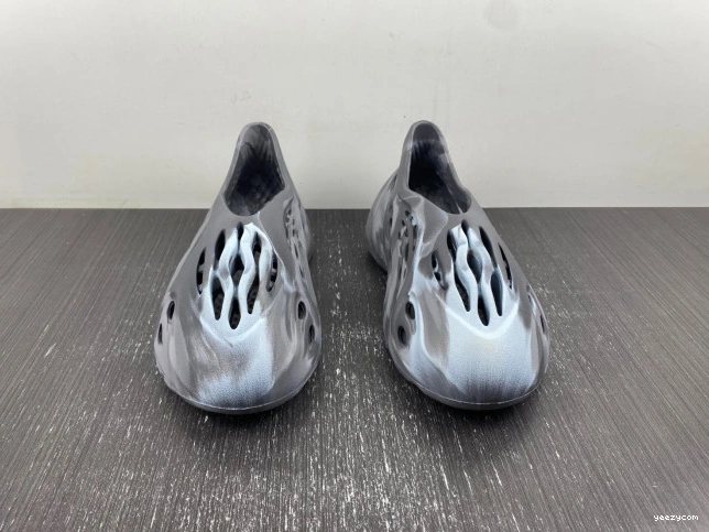 Yeezy Granite RNR Adidas Foam IE4931 MX 0811